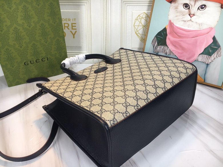 Gucci Shopping Bags